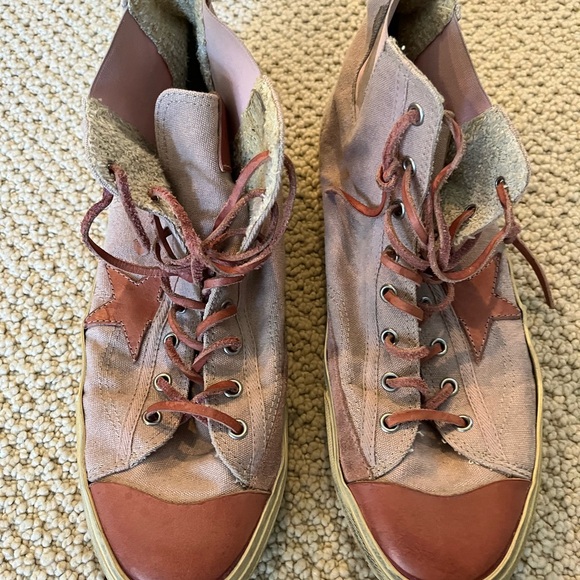 Golden Goose VStar1 pink size 42. Great condition and unique GG style. - Picture 3 of 6